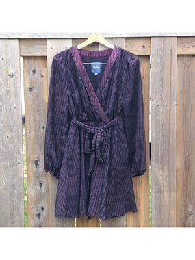 PURPLE Shimmer Modcloth Belted Party Dress Woman's Medium Long Sleeve